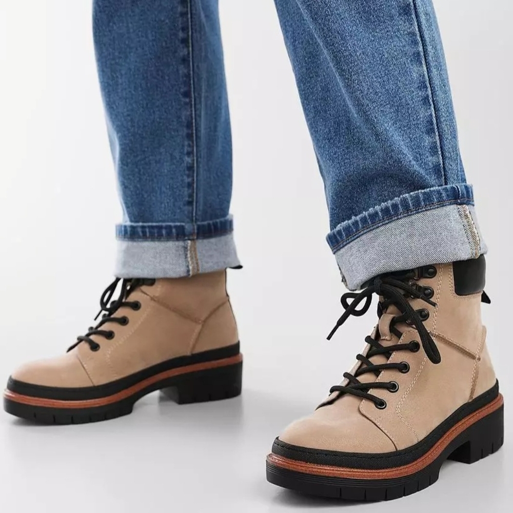 Julius Chunky Lug Boot - 8.5 NWT